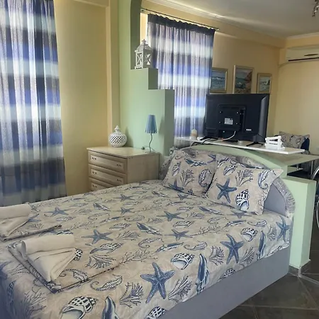 게스트하우스 Terzievi Family House 3*