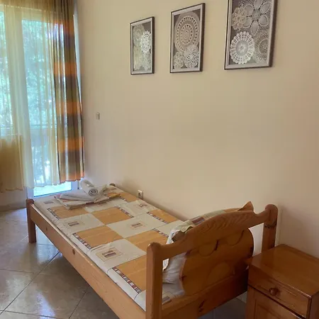 Terzievi Family House 3*