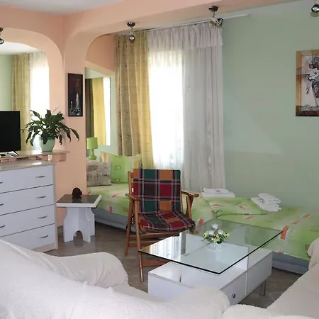 Terzievi Family House בית הארחה סוזופול